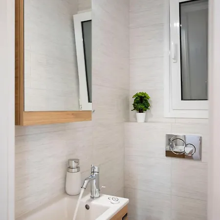 Διαμέρισμα Elegant 3-bedroom Retreat In The Heart Of Kolonaki *